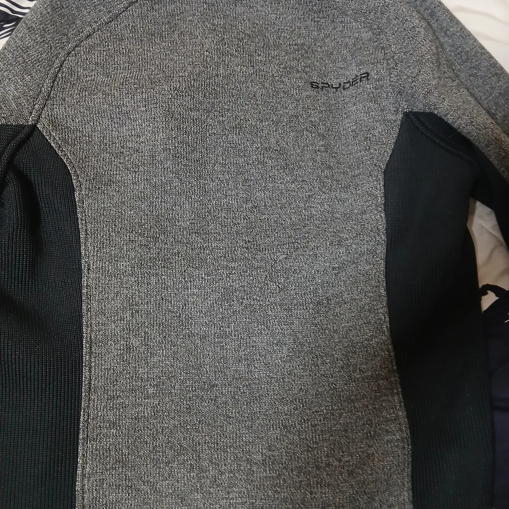 Spyder Gray and Black Jacket - Picture 3 of 4